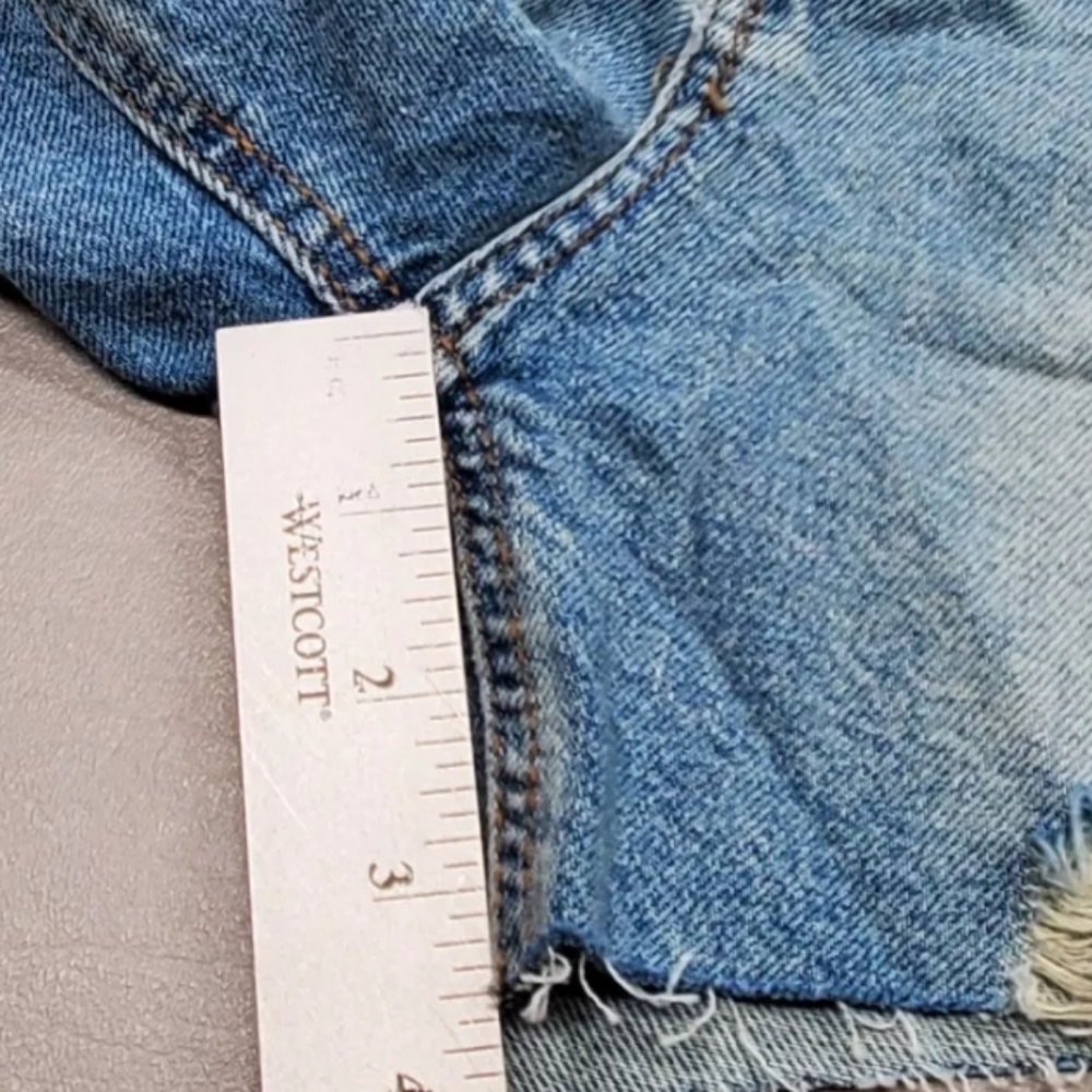 Free People Loose Cannon Button Fly Distressed Jean Shorts Women's Size … - Picture 6 of 9